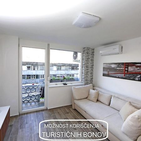 Studio Optim Ljubljana Extérieur photo