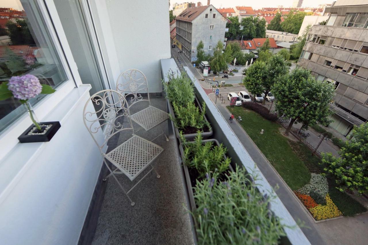 Studio Optim Ljubljana Extérieur photo